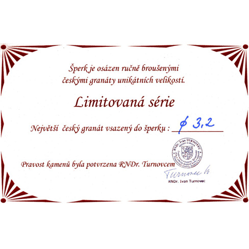 Unikátní náušnice s českým granátem
